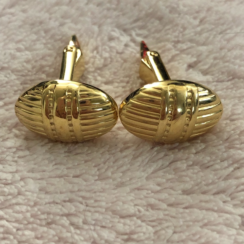 Goldtone Oval Cuff Links